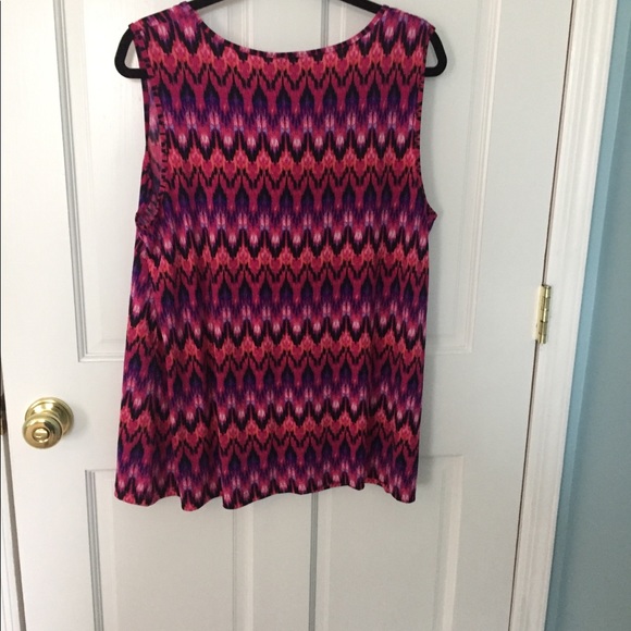 Catherine s tank top - Picture 3 of 3